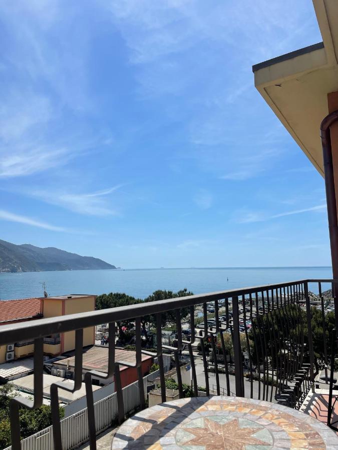 Hotel La Casa sul Mare - Monterosso - Cinque Terre Monterosso al Mare Esterno foto